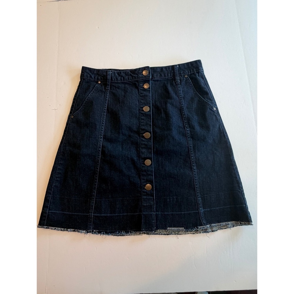 LC Lauren Conrad Dark Wash Denim Button Front Mini Skirt Raw Hem Size 6